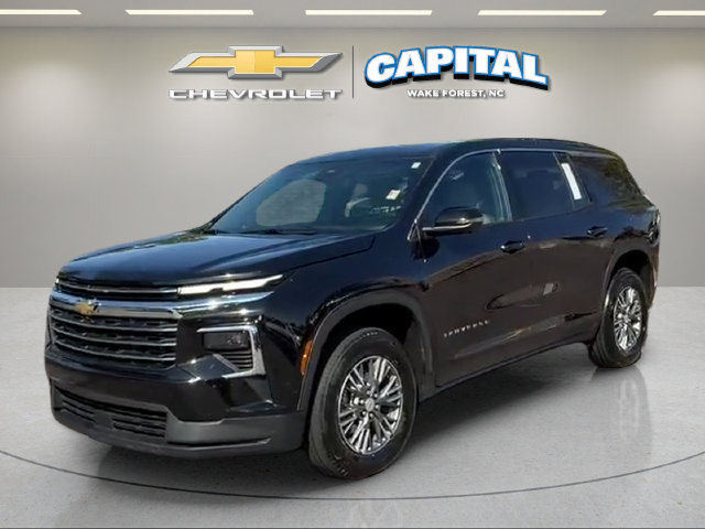Used 2026 Chevrolet Traverse LT w/ Driver Confidence Package FWD image 1
