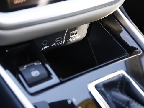 Certified 2025 Subaru Outback Premium w/ Popular Package #1A image 28