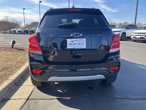Used 2018 Chevrolet Trax LT w/ Redline Edition image 18
