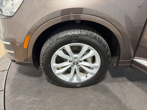 Used 2017 Audi Q7 3.0T Premium Plus AWD/4WD image 37