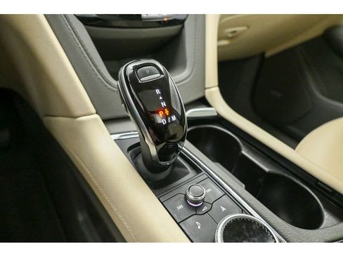 Used 2020 Cadillac XT6 Premium Luxury image 14