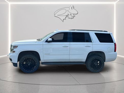 Used 2018 Chevrolet Tahoe LT image 2