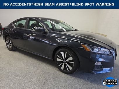 Used 2022 Nissan Altima 2.5 SV