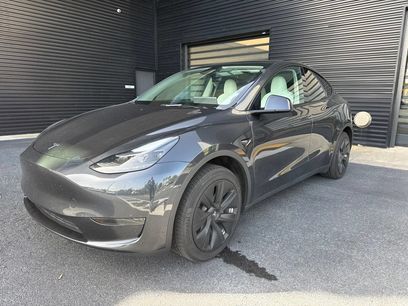 Used 2024 Tesla Model Y 2WD