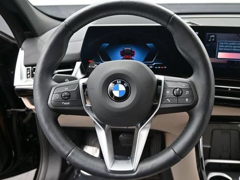 Used 2025 BMW X2 xDrive28i w/ Technology Package AWD/4WD image 13