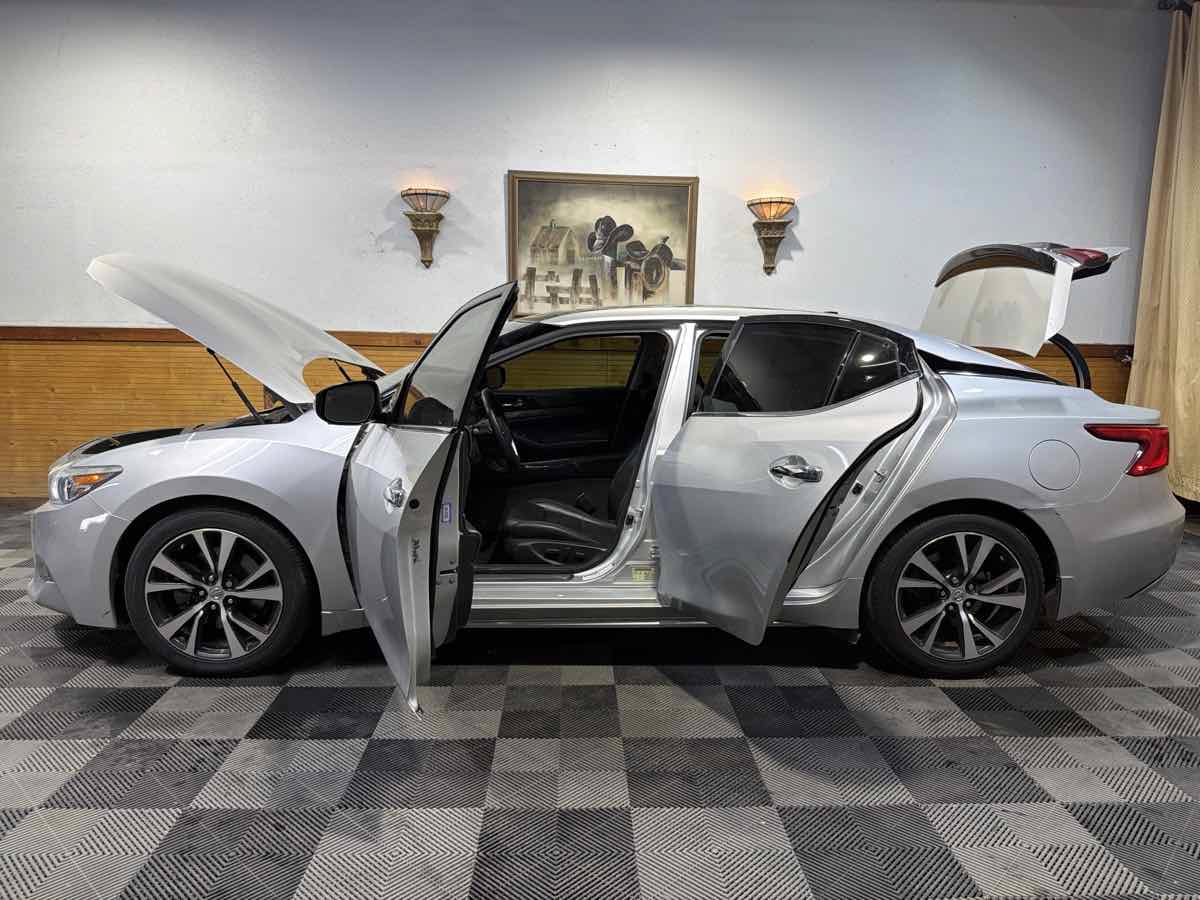 Used 2018 Nissan Maxima Platinum FWD image 13
