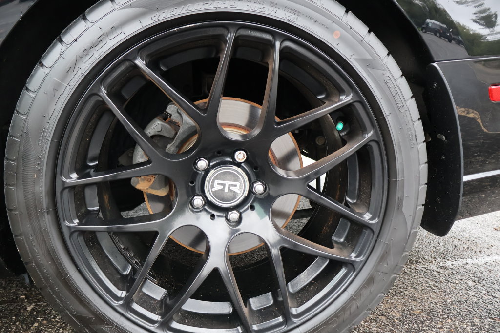 Used 2013 Ford Mustang GT Premium w/ Brembo Brake Pkg RWD image 23