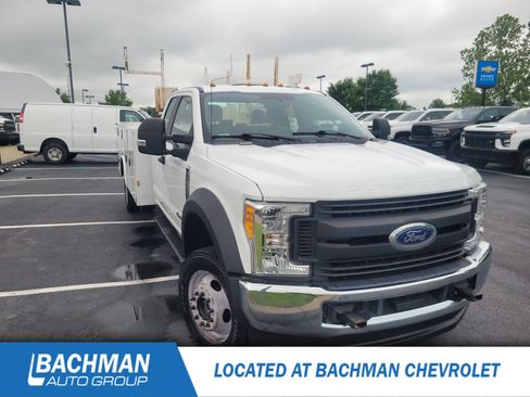 Used 2017 Ford F450 XL AWD/4WD image 1
