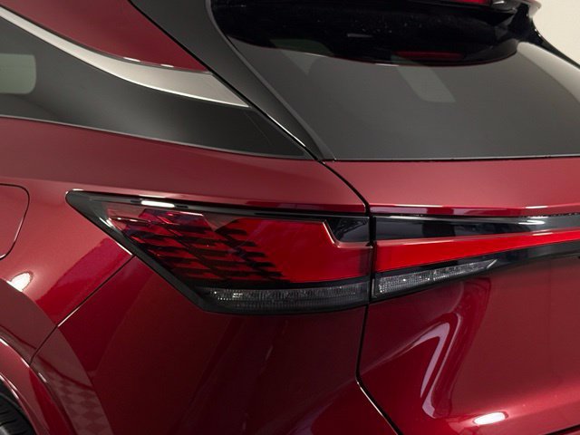Used 2023 Lexus RX 350 w/ Accessory Package (2T) AWD/4WD image 18