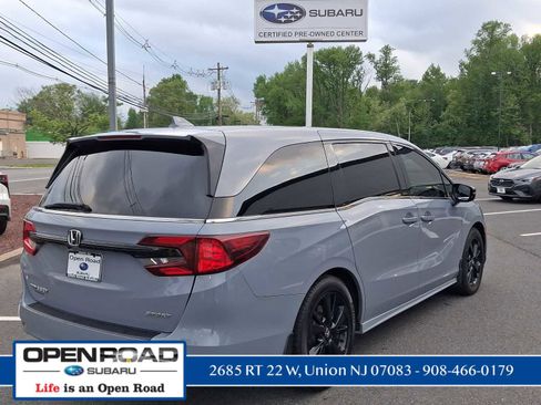 Used 2023 Honda Odyssey Sport image 10