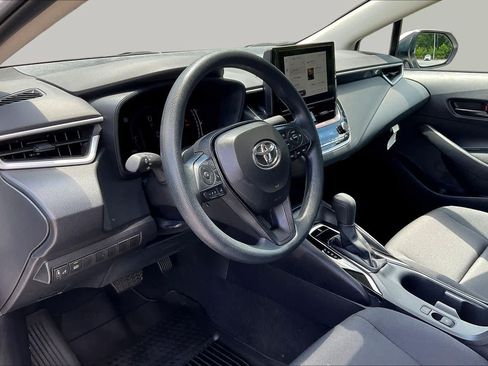 Used 2026 Toyota Corolla LE FWD image 17