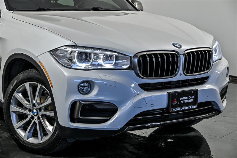 Used 2017 BMW X6 xDrive35i AWD/4WD image 2