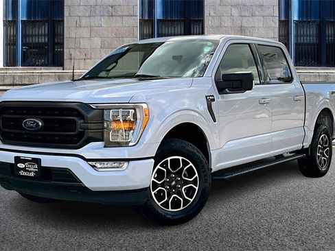 Certified 2022 Ford F150 XLT w/ Equipment Group 302A High image 2