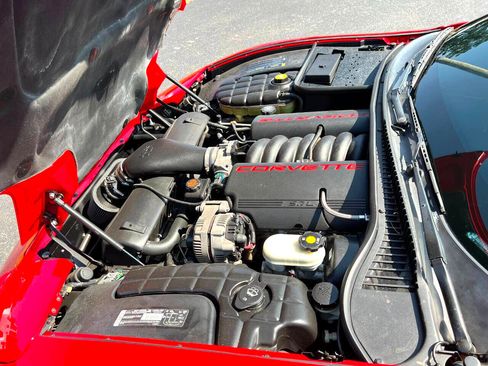 Used 2002 Chevrolet Corvette Convertible w/ Preferred Equipment Group2 image 15