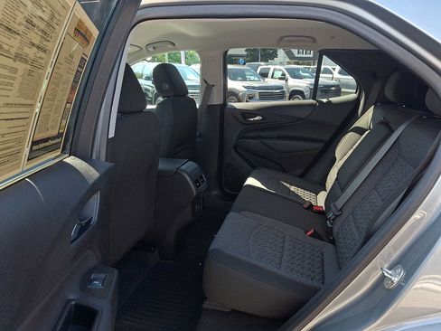 Used 2024 Chevrolet Equinox LT FWD image 10