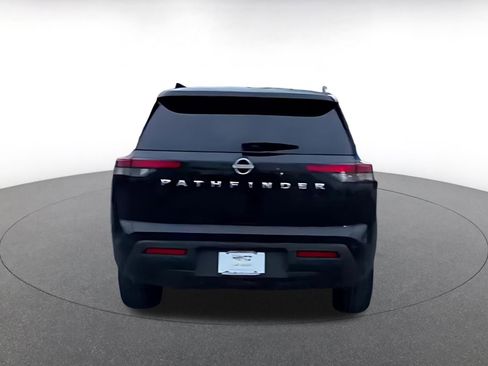 Used 2025 Nissan Pathfinder SV image 12