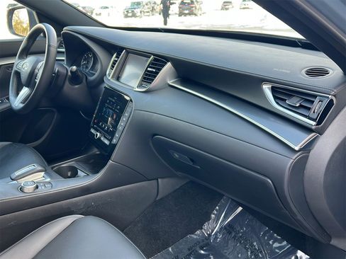 Certified 2025 INFINITI QX55 Essential image 28