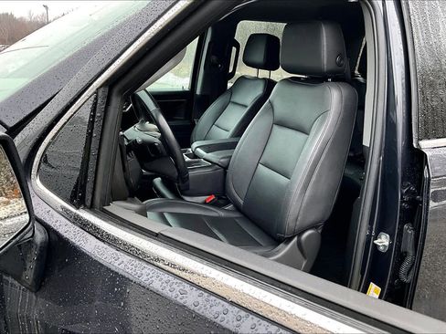 Used 2024 GMC Sierra 1500 SLT image 8