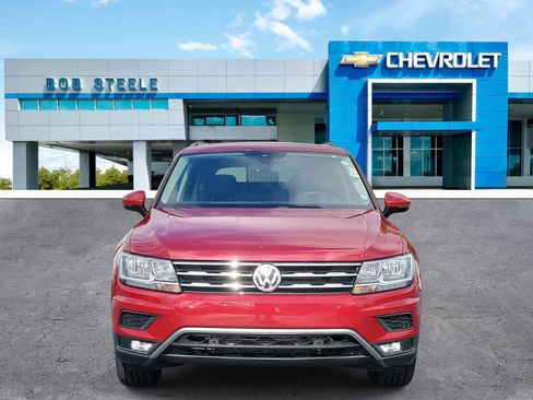 Used 2021 Volkswagen Tiguan SEL image 2