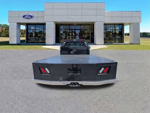New 2026 Ford F550 4x4 Regular Cab Super Duty w/ XL Chrome Package image 3