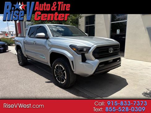 Used 2025 Toyota Tacoma SR5 AWD/4WD image 1