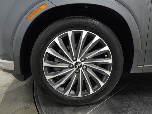 Used 2023 Hyundai Palisade Calligraphy image 14