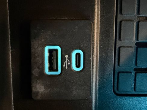 Used 2024 Ford Expedition XLT image 22