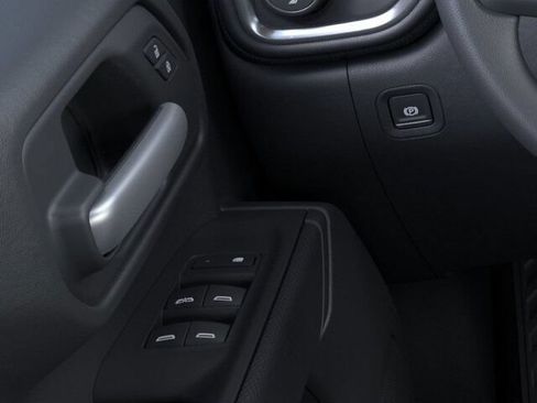 Used 2024 Chevrolet Silverado 2500 Custom w/ Custom Convenience Package AWD/4WD image 22