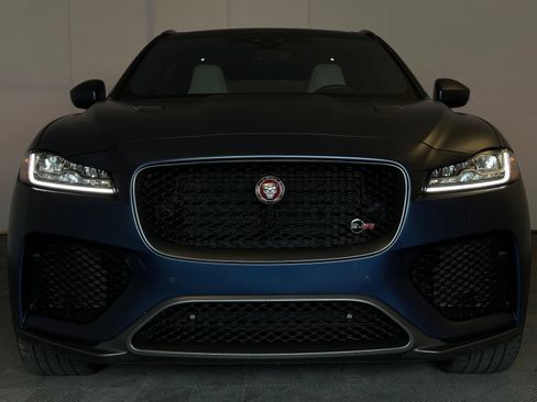 Used 2020 Jaguar F-PACE SVR AWD/4WD image 21