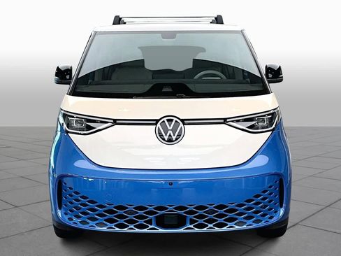Used 2025 Volkswagen ID. Buzz 1st Edition image 3