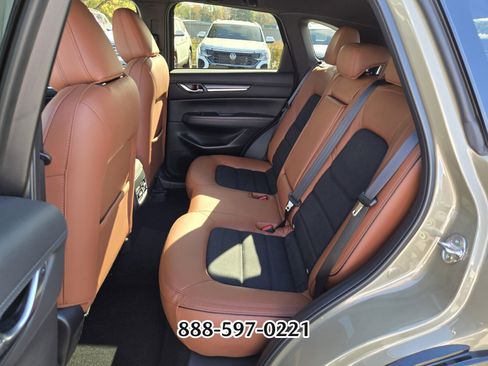 Used 2025 MAZDA CX-5 Carbon Edition image 11