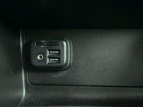 Used 2022 Chevrolet Colorado ZR2 w/ ZR2 Dusk Special Edition image 19