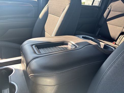 Used 2021 GMC Yukon XL SLE AWD/4WD image 28