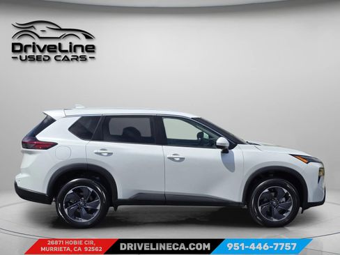 Used 2025 Nissan Rogue SV FWD image 11