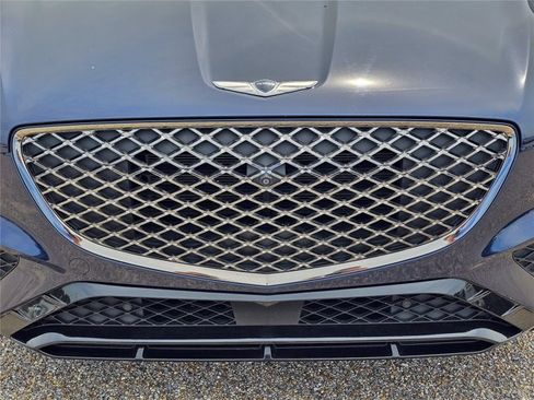 Used 2023 Genesis GV70 2.5T w/ Sport Prestige Package AWD/4WD image 9