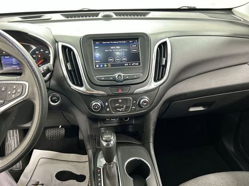 Used 2020 Chevrolet Equinox LT FWD image 18