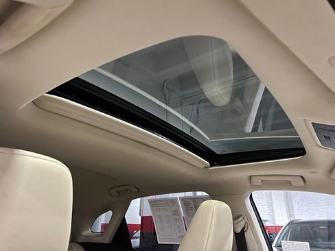 Used 2020 Lexus RX 450h AWD w/ Premium Package image 24