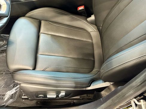 Used 2024 BMW 330i xDrive Sedan w/ Convenience Package AWD/4WD image 21