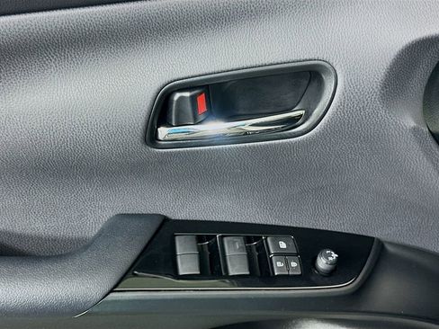 Certified 2022 Toyota Prius image 17