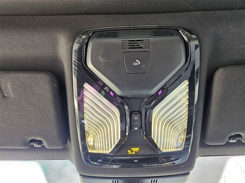 Certified 2023 BMW 540i xDrive w/ Premium Package image 18