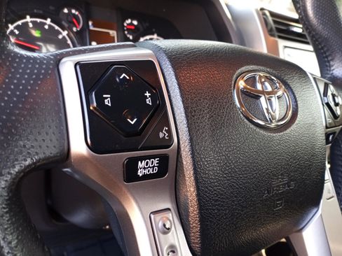 Used 2021 Toyota 4Runner SR5 Premium image 15