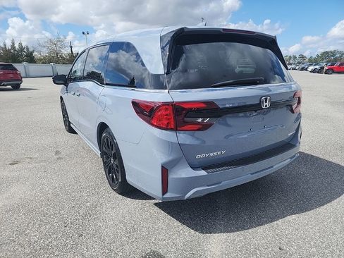 Used 2025 Honda Odyssey Sport-L image 9