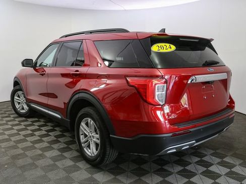 Used 2024 Ford Explorer XLT w/ Equipment Group 202A AWD/4WD image 7