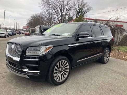 Used 2021 Lincoln Navigator Reserve w/ Luxury Package image 9