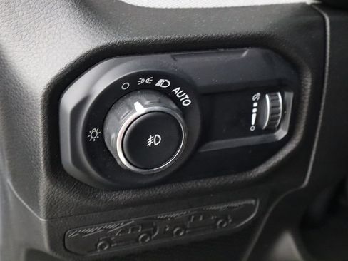 Used 2025 Jeep Wrangler Unlimited Sport AWD/4WD image 22