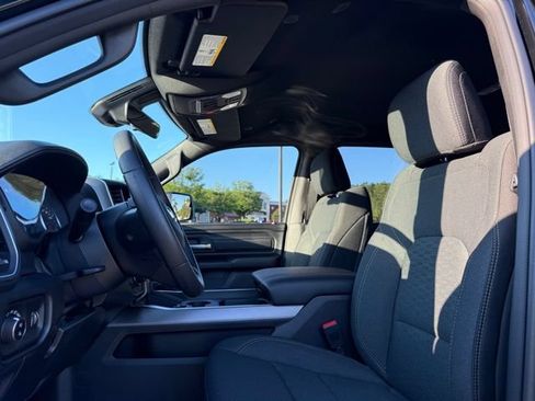 New 2026 RAM 1500 Express AWD/4WD image 25