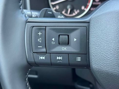 Certified 2026 Nissan Rogue SV AWD/4WD image 20