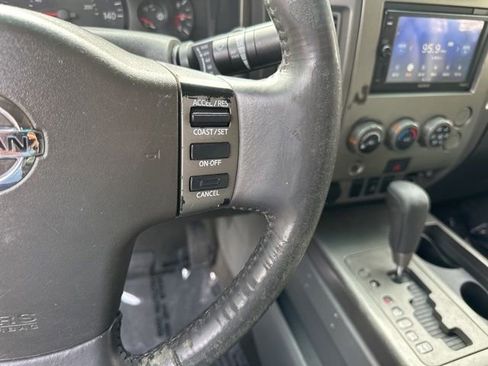 Used 2005 Nissan Titan SE w/ (W01) Utility Bed Pkg image 20