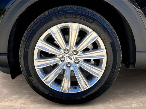 Used 2020 Ford Explorer Limited w/ Class III Trailer Tow Package image 36