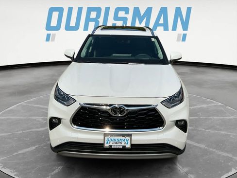New 2026 Toyota Highlander Platinum AWD/4WD image 9